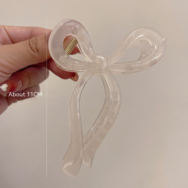 AZZ Gold Claw Clip in Champagne